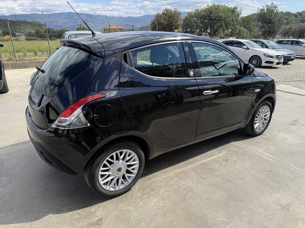 Lancia Ypsilon 1.2 69 CV 5 porte GPL Ecochic