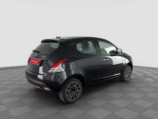 LANCIA Ypsilon Ypsilon 1.0 FireFly 5 porte S&S Hybrid Silver