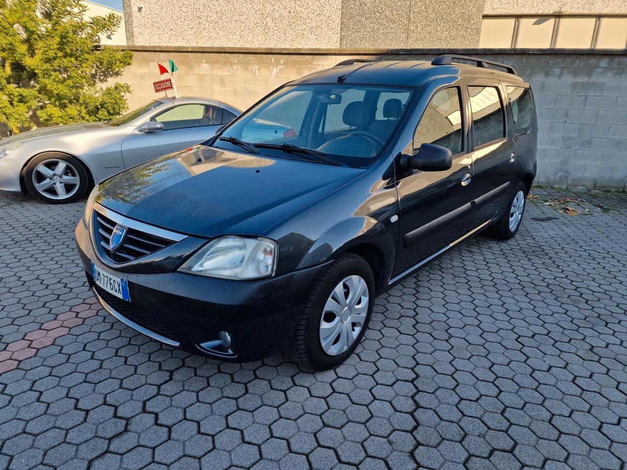 Dacia Logan 1.6 benzina 105cv 7 POSTI