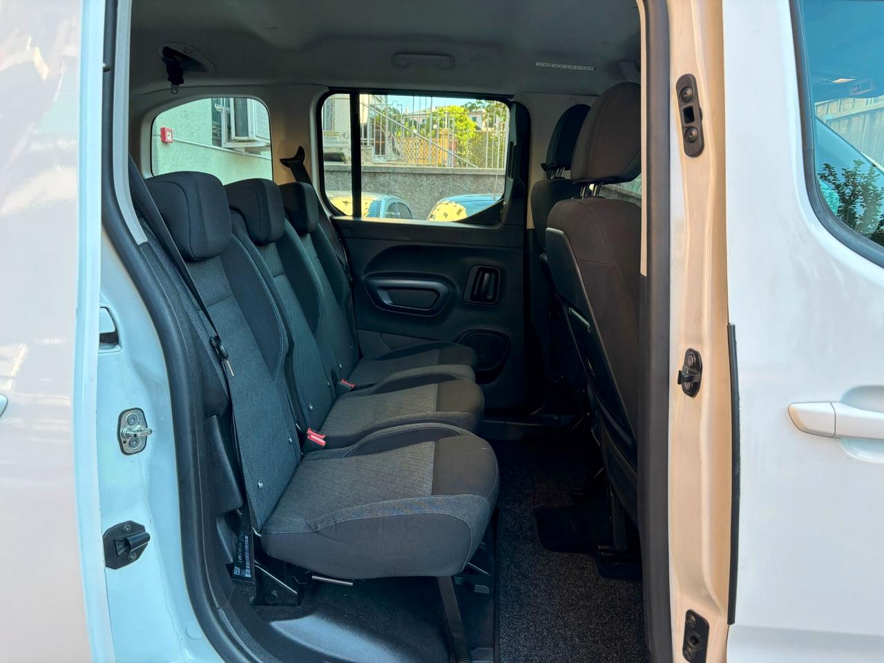 Peugeot Rifter BlueHDi 130 S&S Active Long 7 posti IVA COMPRESA