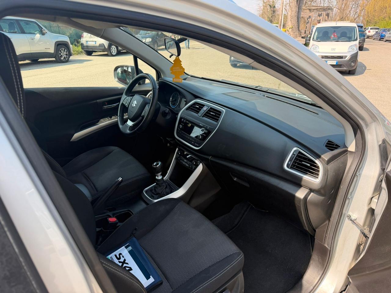 Suzuki S-Cross 1.6 DDiS Style