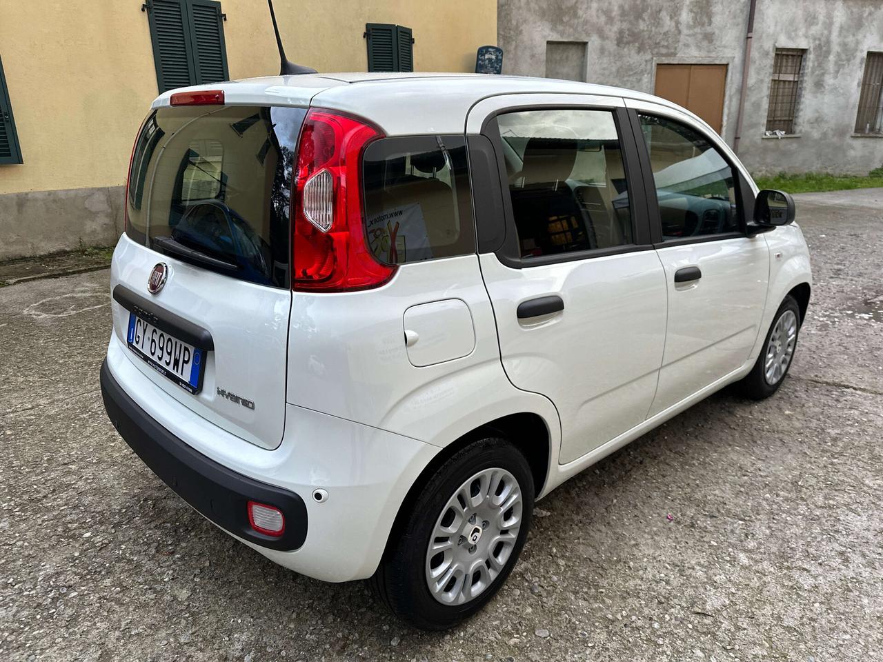 Fiat Panda 1.0 FireFly S&S Hybrid Pandina