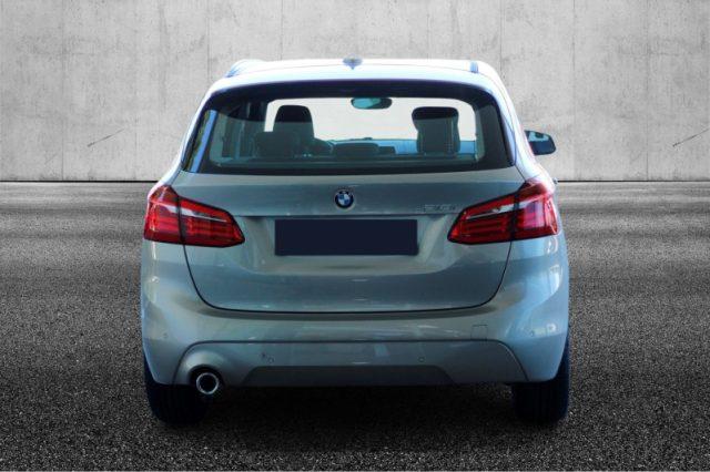 BMW 218 i Active Tourer Advantage