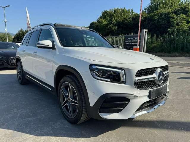 Mercedes-Benz GLB 220 4M NIGHT PACKET MBUX 19" AMG PREMIUM TETTO LED ACC