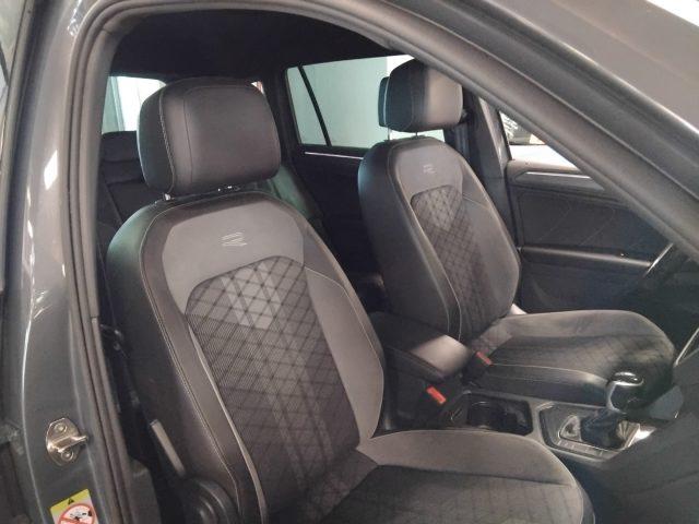 VOLKSWAGEN Tiguan 2.0 TDI 150 CV DSG R-Line 19"
