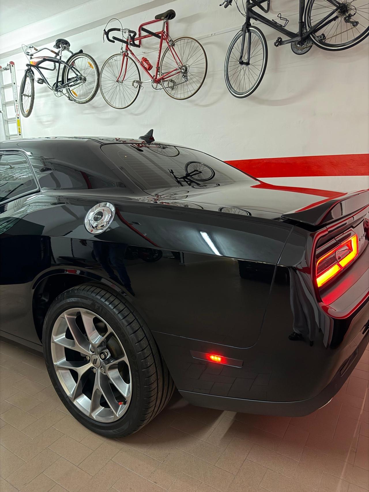 Dodge Challenger 3600 V6 km 41000 Permuto