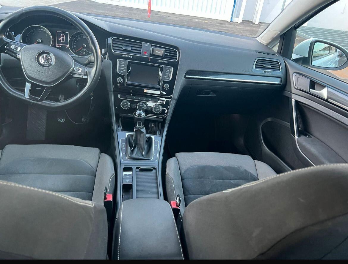 Volkswagen Golf Business 1.6 TDI 5p. Highline BlueMotion Technology