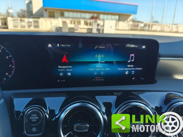 MERCEDES-BENZ A 160 Premium