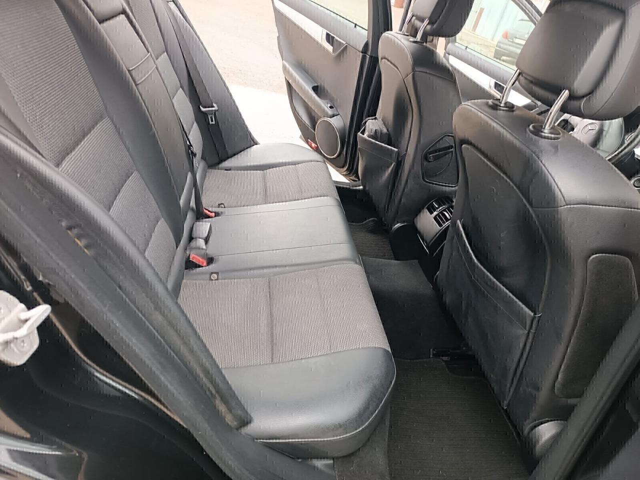Mercedes-Benz(( C 220 SW ))2009--2.1 Diesel