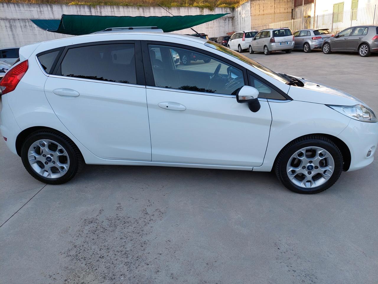 Ford Fiesta 1.4 TDCi 5p. 73.000km