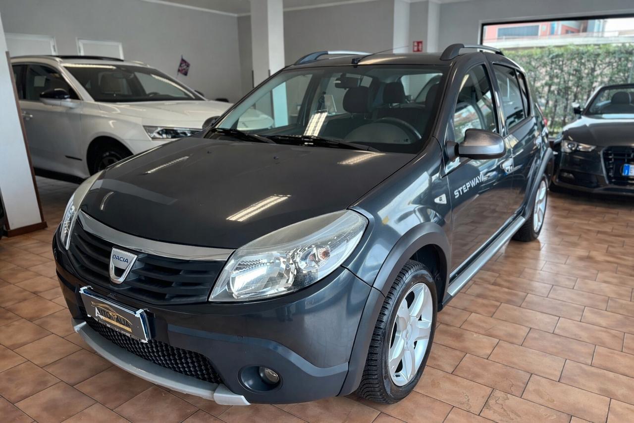 Dacia Sandero 1.6 8v Stepway*NEOPATENTATI