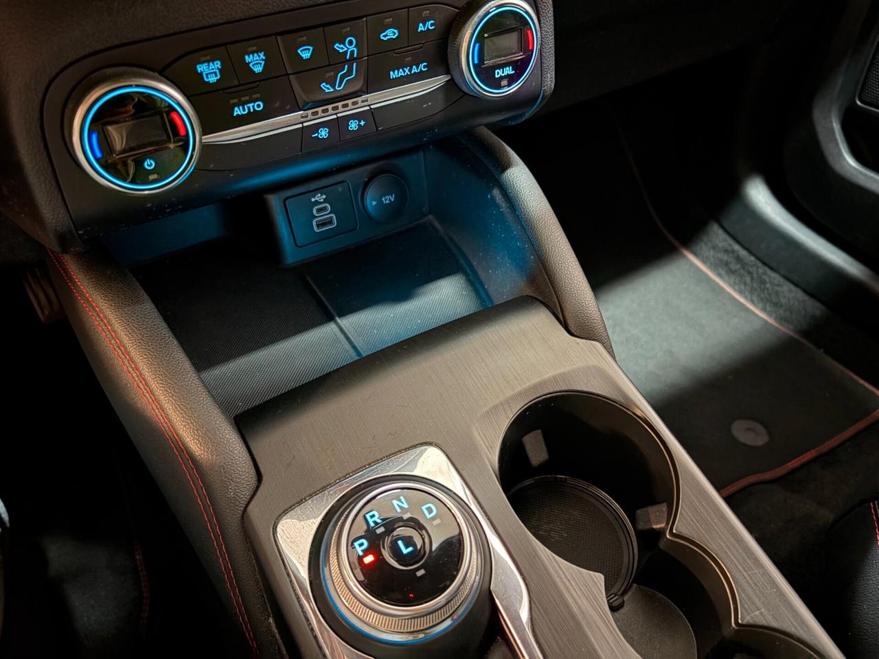 Ford Kuga 2.5 Full Hybrid 190 CV CVT AWD ST-Line X