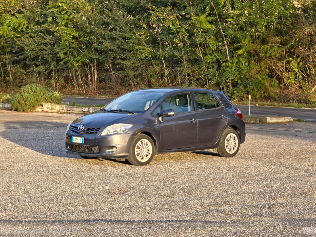Toyota Auris 1.3 5 porte Sol CV-99 E5 Manuale NEO 2010
