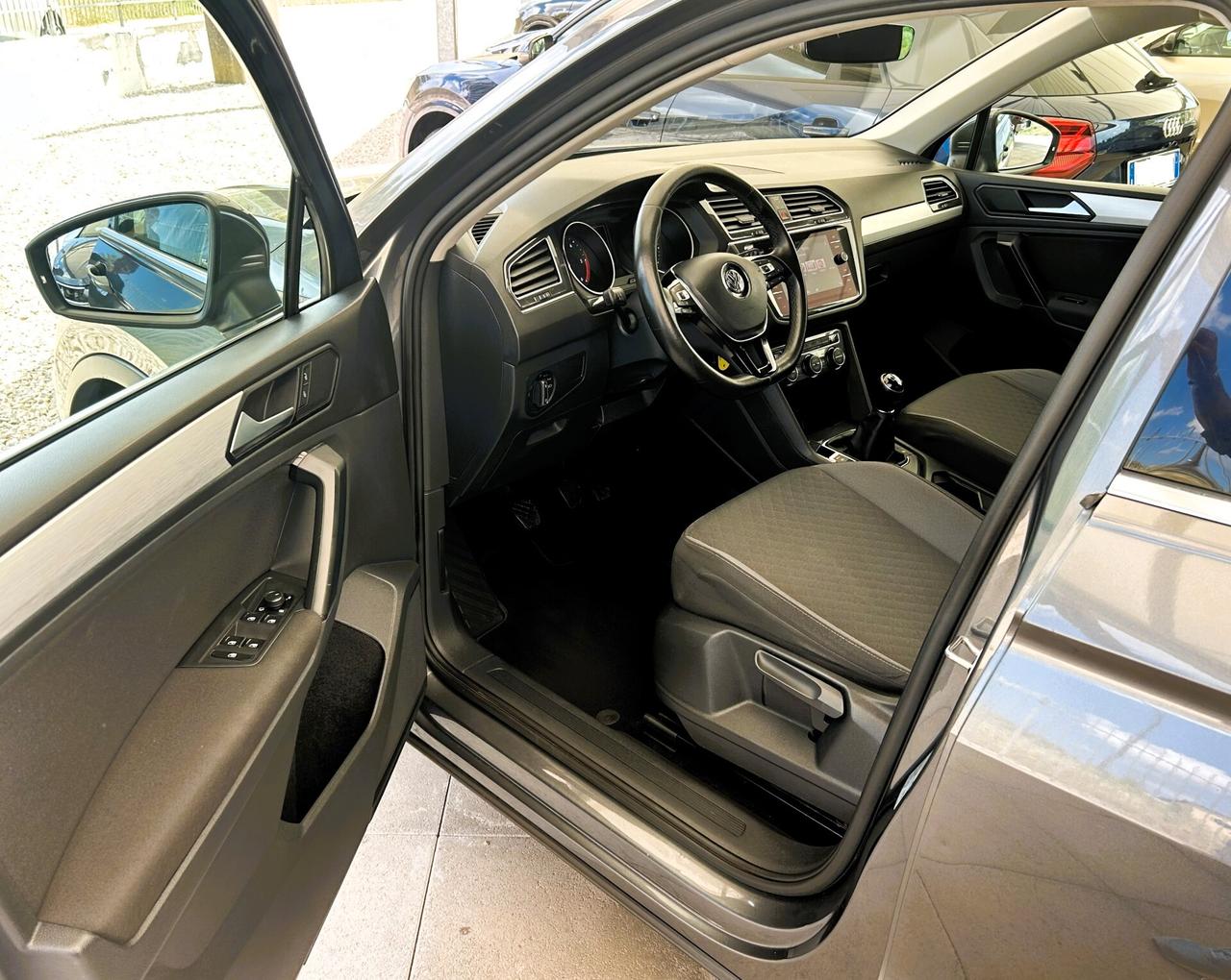 Volkswagen Tiguan 1.6 TDI SCR R-Line BlueMotion Technology