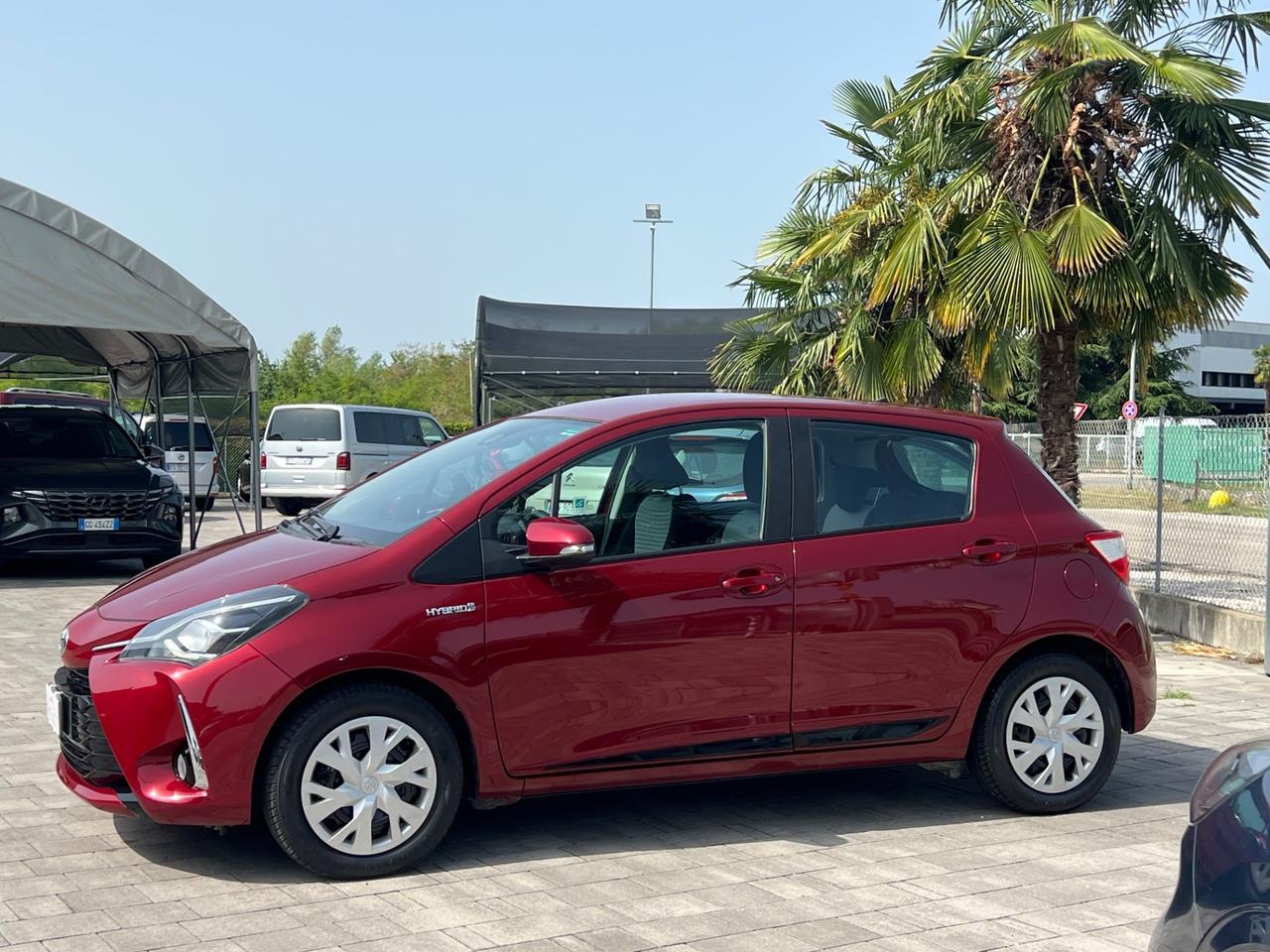 Toyota Yaris 1.5 Hybrid 5 porte Active FINANZIABILE