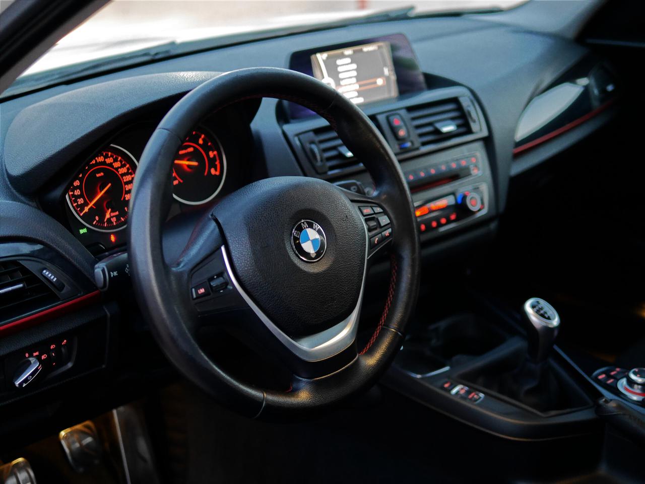 Bmw 120 120d xDrive 5p. Business Advantage