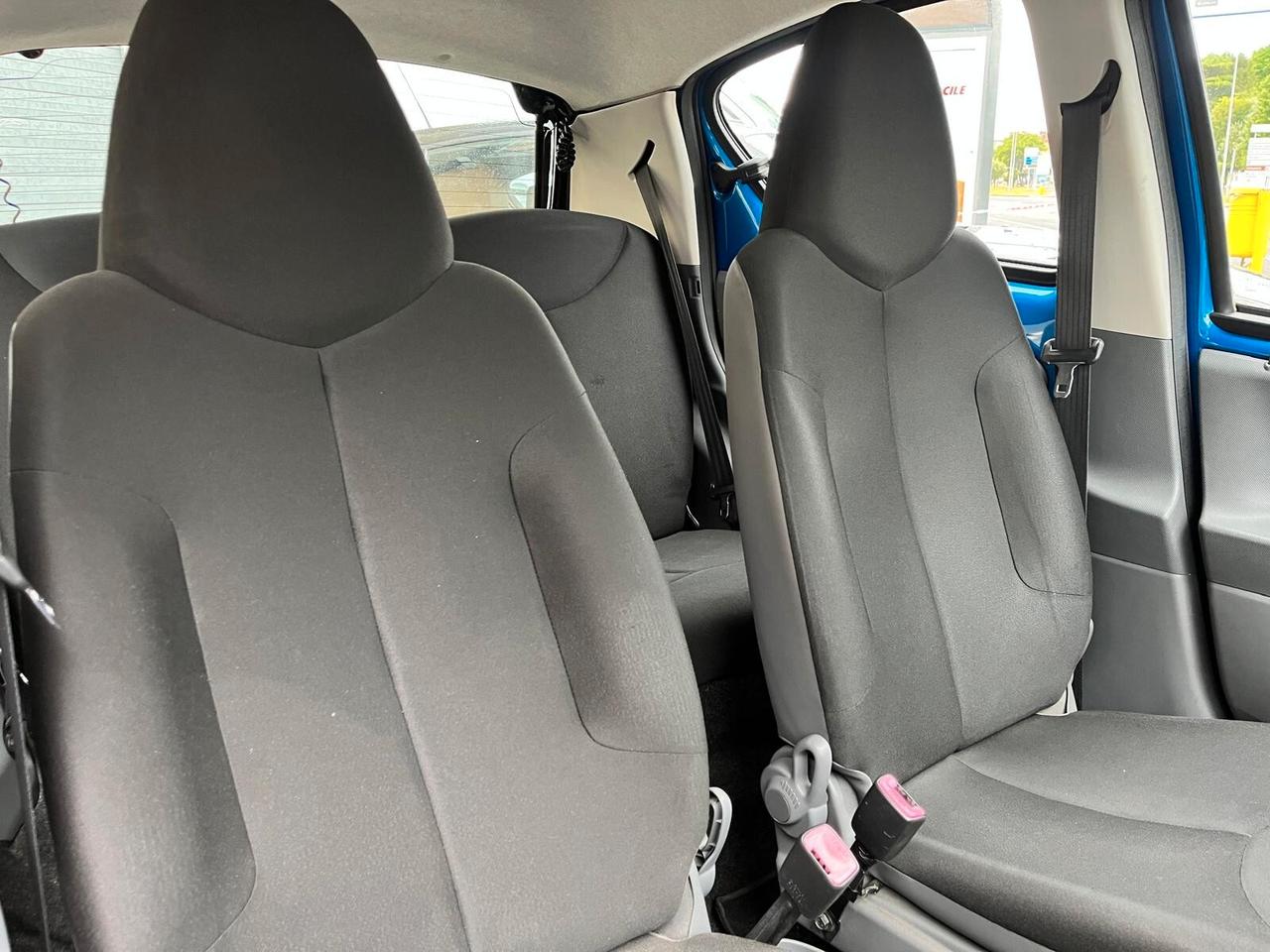 Toyota Aygo 1.0 12V VVT-i 5 porte Neopatentati
