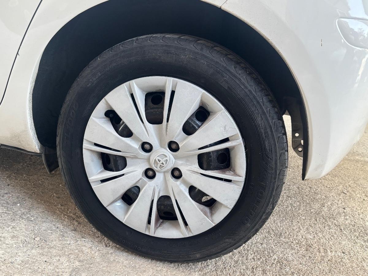 TOYOTA - Yaris - 1.0 5p. Now