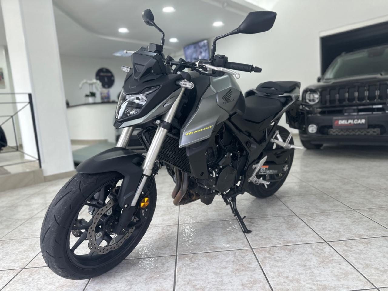 Hornet 750