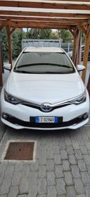 Toyota Auris 1.8 Hybrid Lounge