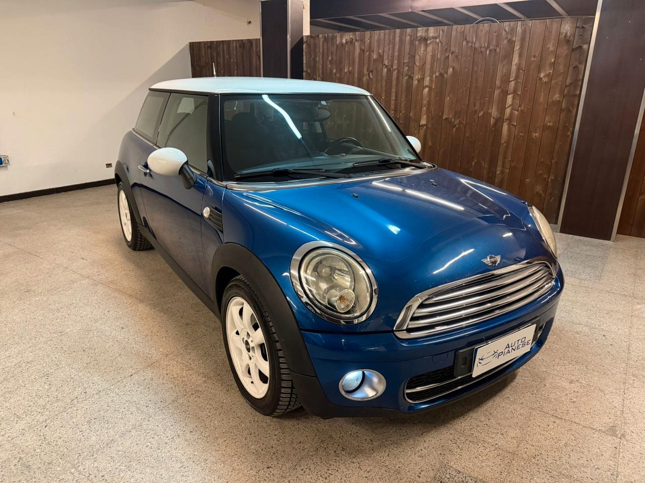 Mini Cooper D 1.6 109Cv