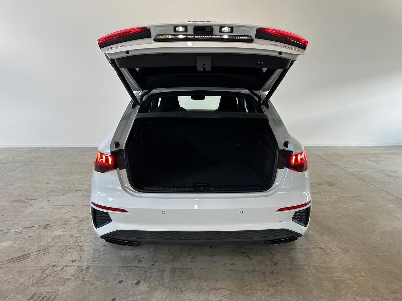 Audi A3 SPB 35 TFSI S line PANO KAM MATRIX