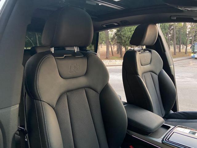 AUDI Q8 50 TDI 286 CV quattro tiptronic S line edition.