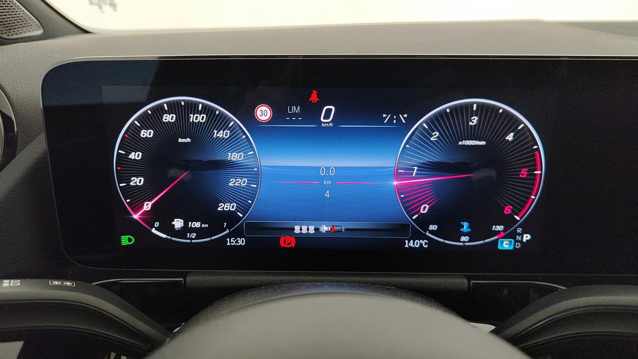 Mercedes-Benz GLA 200 d Automatic 4MATIC