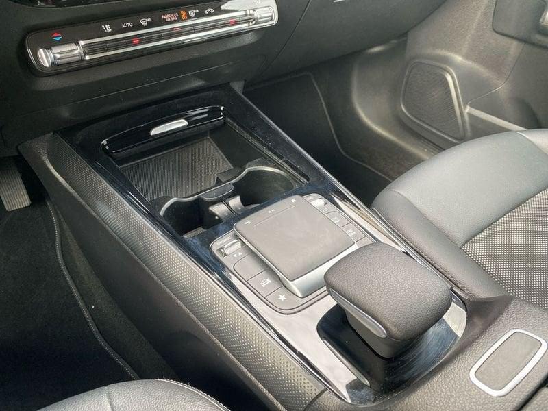 Mercedes-Benz GLA 180 d Business auto