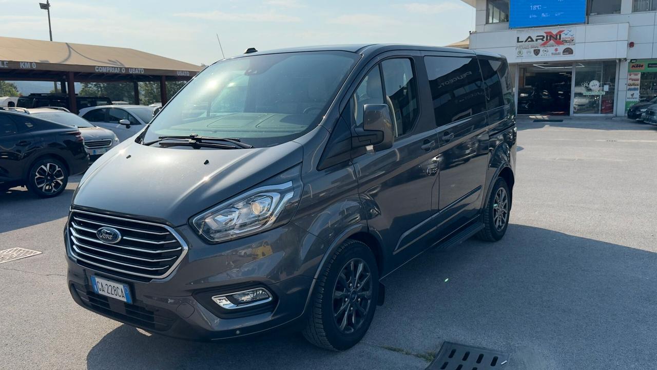 Ford Tourneo Custom 320 2.0 TDCi 185CV PC Titanium X