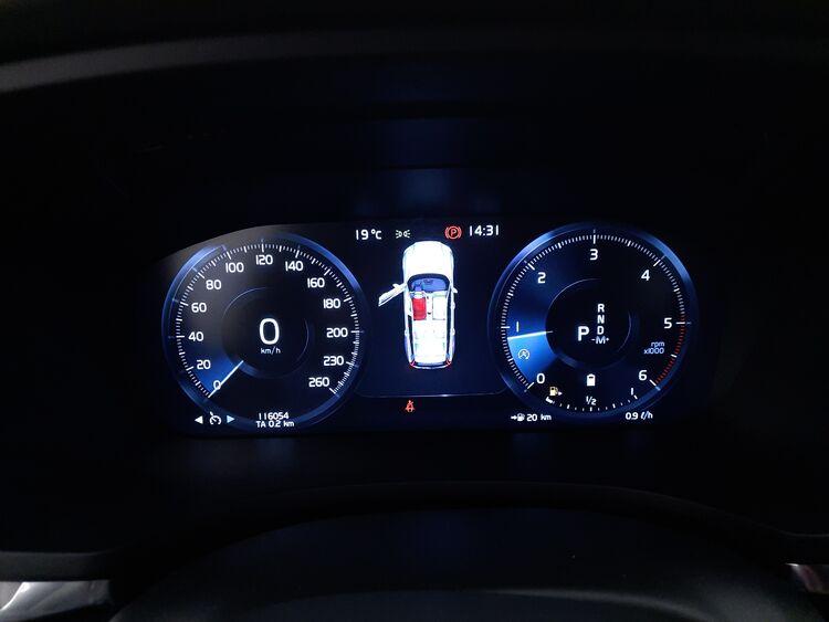 Volvo V60 B4 (d) Momentum Business Pro Geartronic BR822680 2.0 Mild Hybrid 197CV