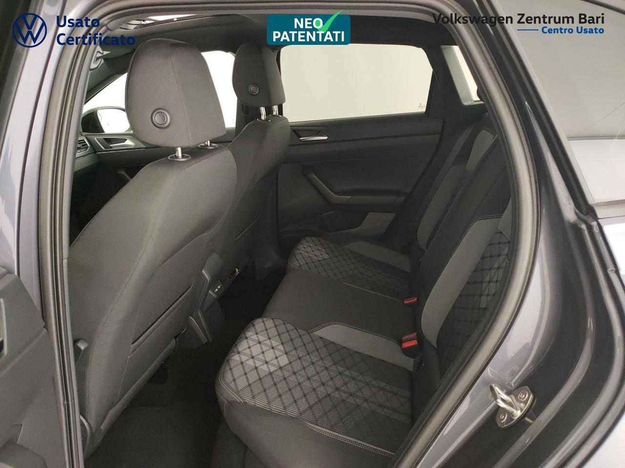 Volkswagen Taigo 1.0 tsi r-line 110cv dsg