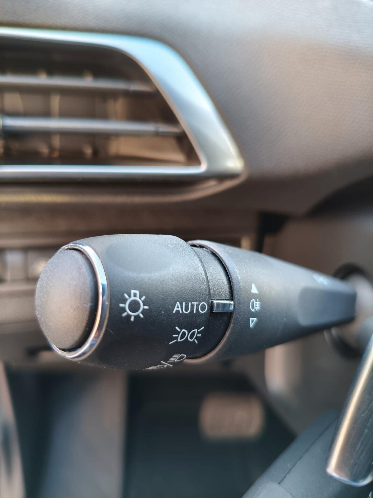 Peugeot 5008 1.5 Bluehdi 130cv EAT8 Allure 7 Posti