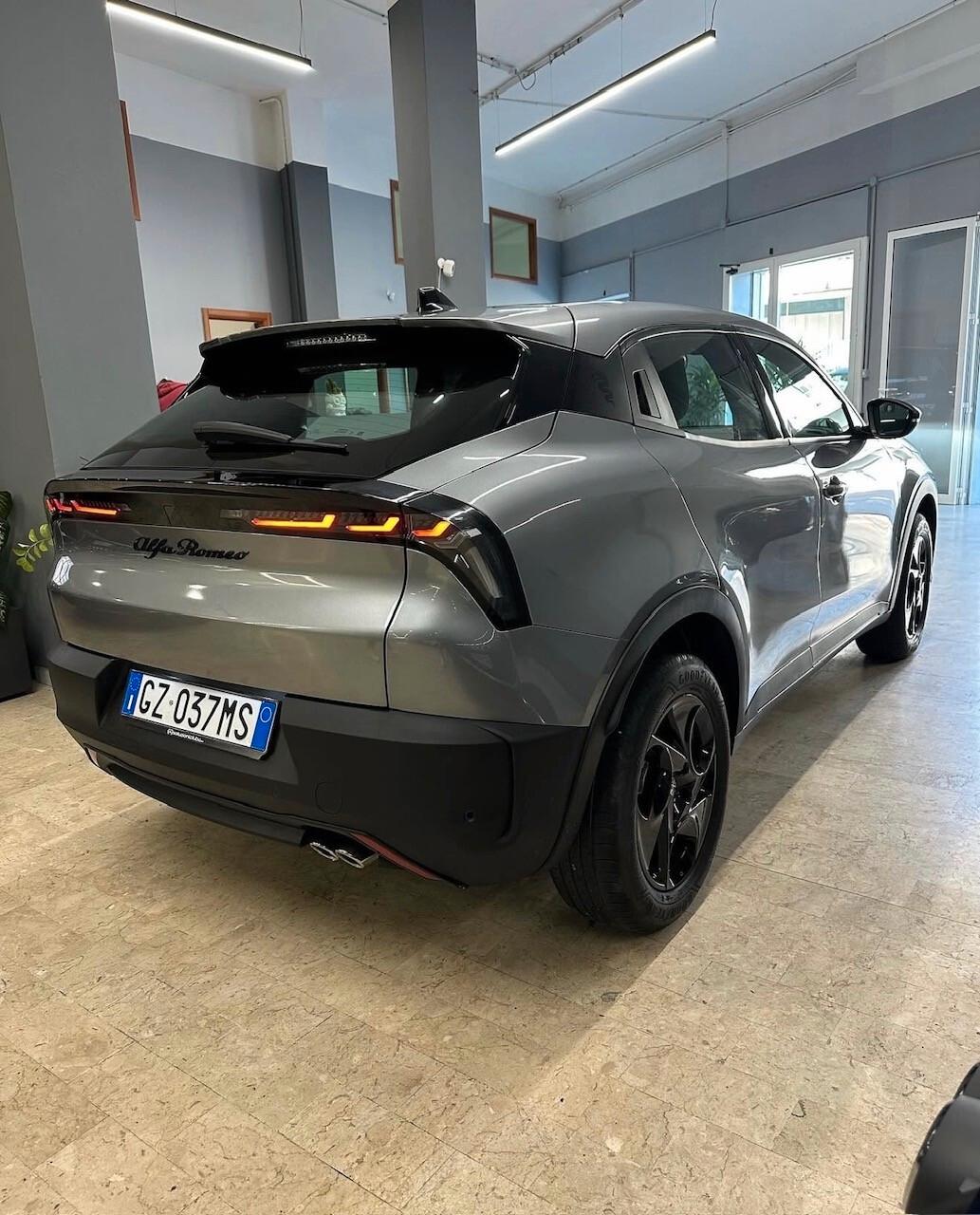 Alfa Romeo Junior 1.2 145 CV Hybrid eDCT6 Speciale