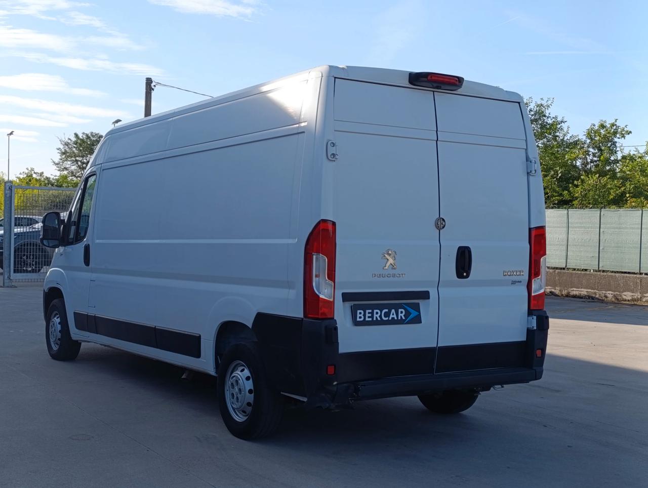 PEUGEOT Boxer 335 2.2 bluehdi 140cv S&S L3H2 (Premium)