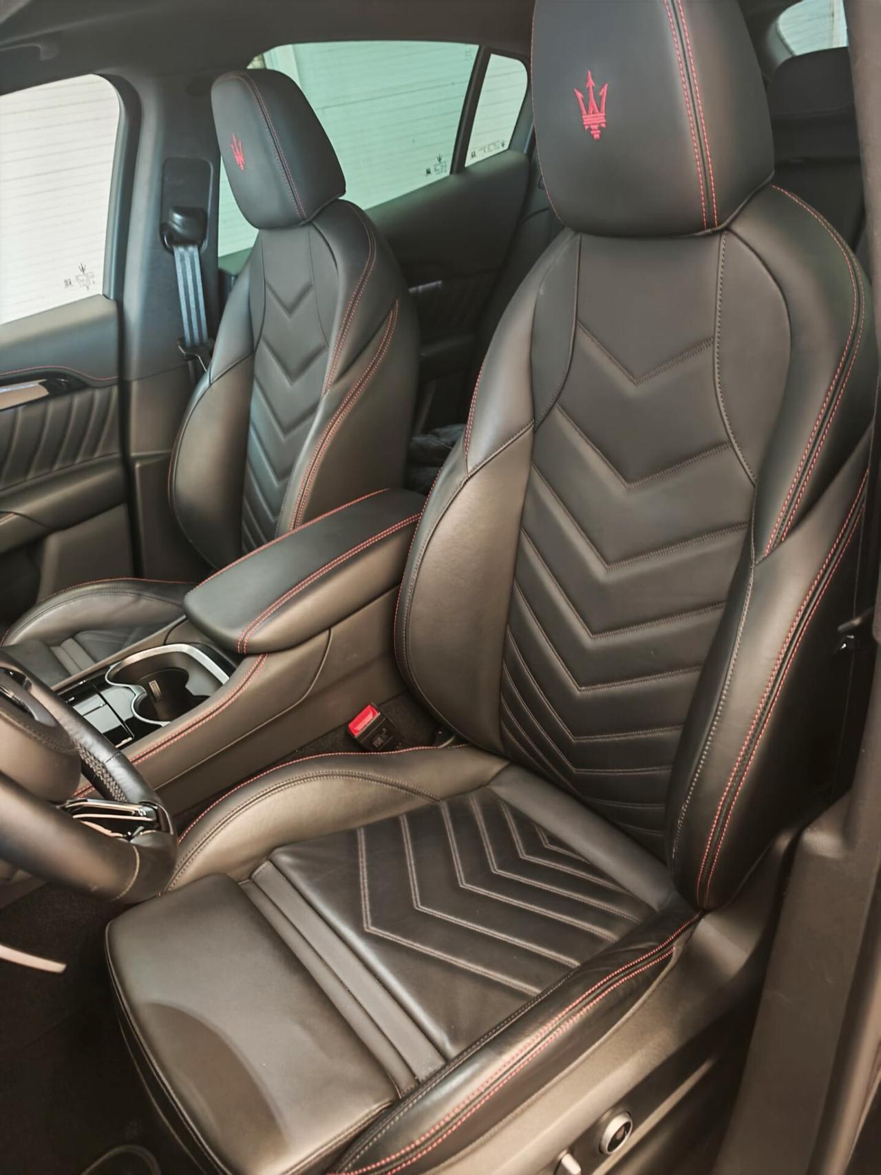 Maserati Grecale MHEV 330 CV AWD Modena