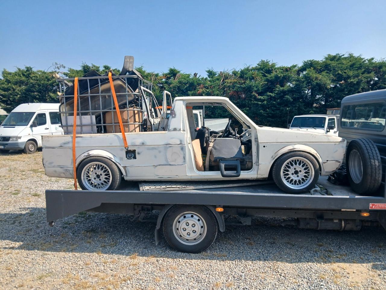 Volkswagen Caddy Motore 1900 turbo vettura da completare