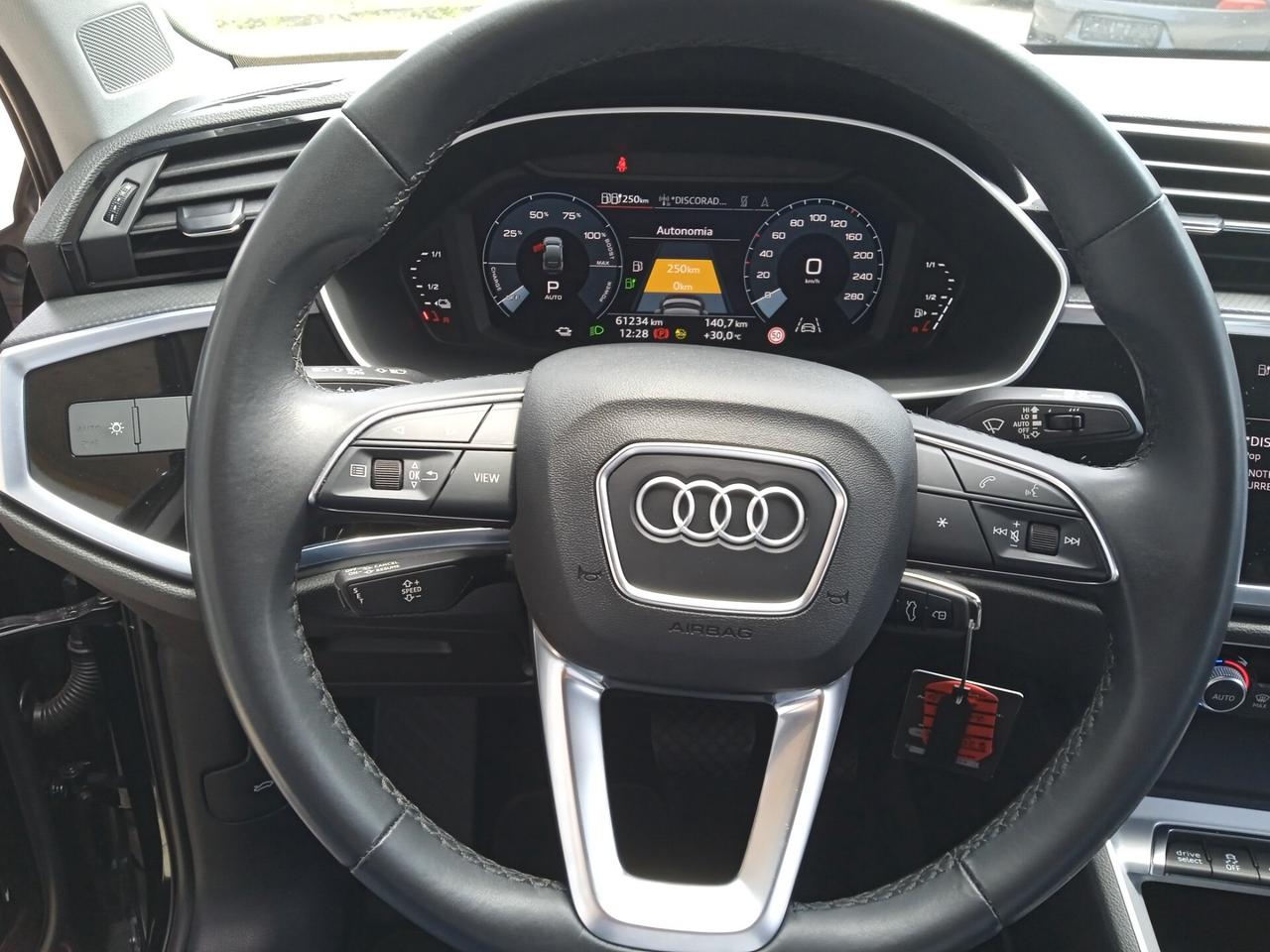 Audi Q3 45 SPB APPLE CAR PLAY SENS PARK DOPPI RETROCAMERA NAVY CRUISE CONTROL PRONTA CONSEGNA