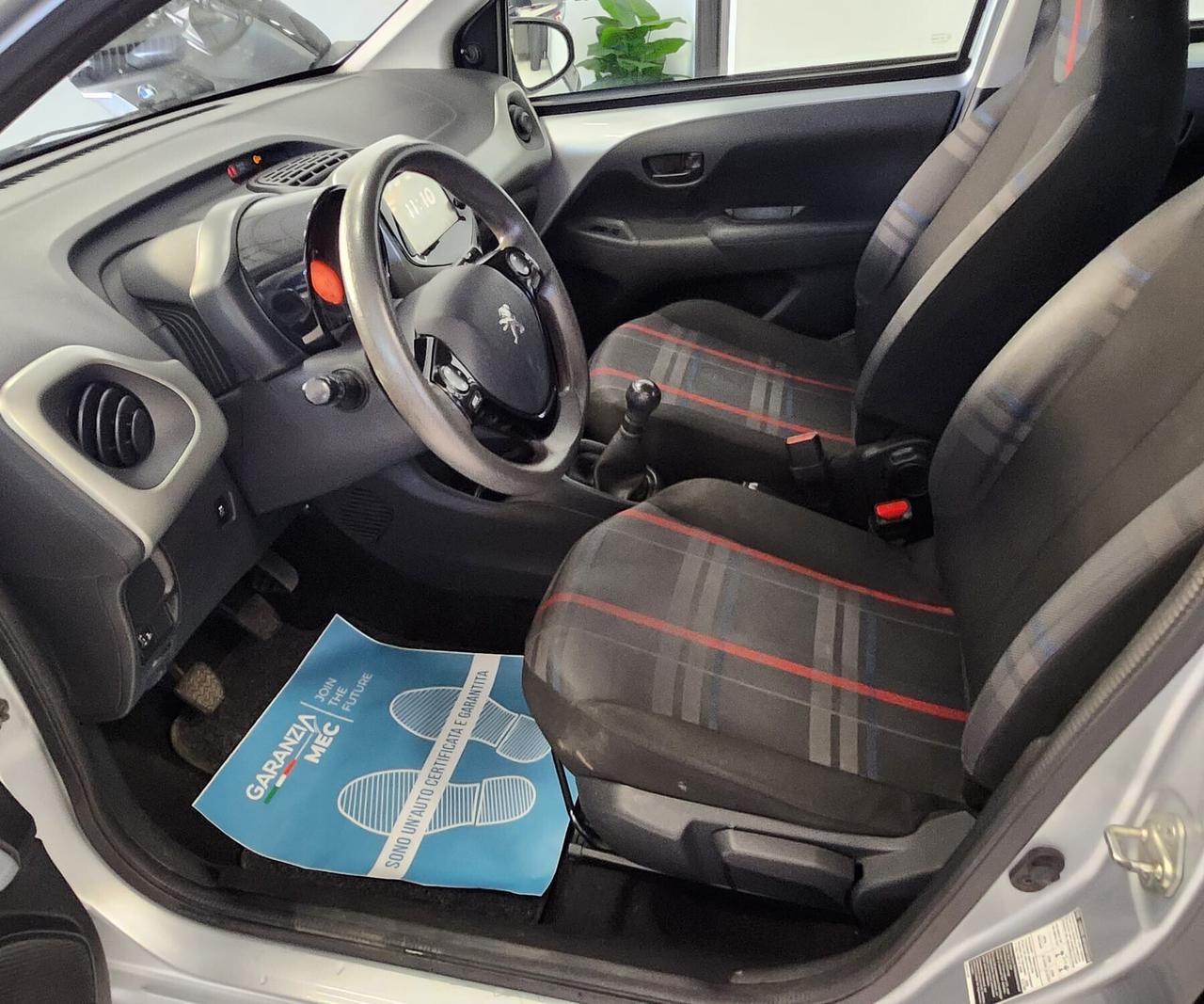 PEUGEOT 108 1.0 BENZ.