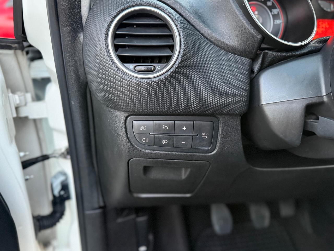 Fiat Punto 1.3 MJT II S&S 95 CV 5 porte Street