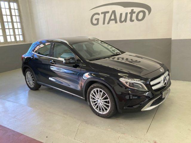 MERCEDES-BENZ GLA 220 d Automatic Business