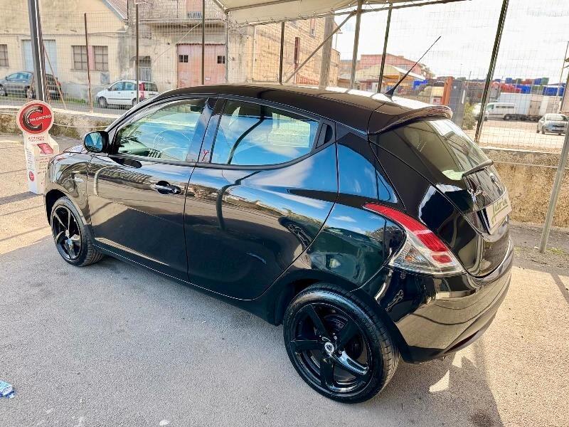 Lancia Ypsilon 1.3 MJT 16V 95 CV 5 porte S&S Elle