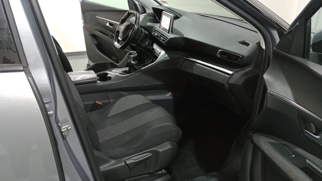 Peugeot 3008 BlueHDi 120 S&S Business