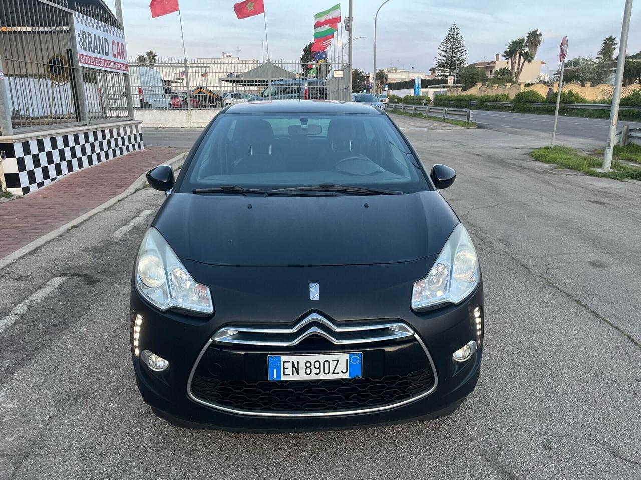 Ds DS3 DS 3 1.4 HDi 70 Just Black Unipro 2012