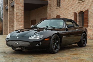 Jaguar XK 8 QDV CABRIOLET - JAG00083