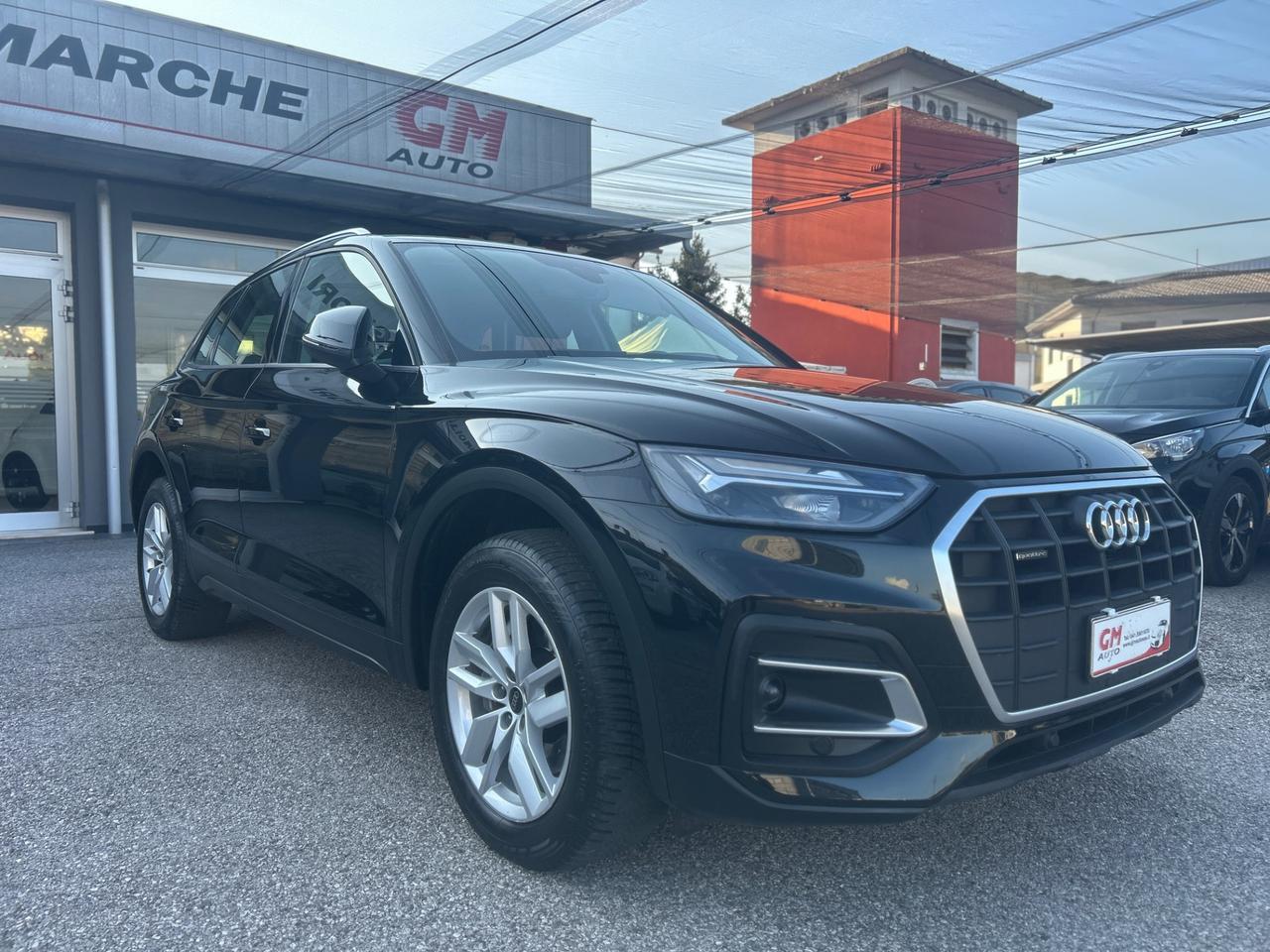 Audi Q5 40 2.0 tdi mhev 12V Business quattro s-tronic