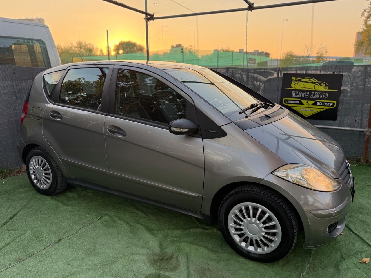 Mercedes CLASSE A 150 BENZINA NEOPATENTATI