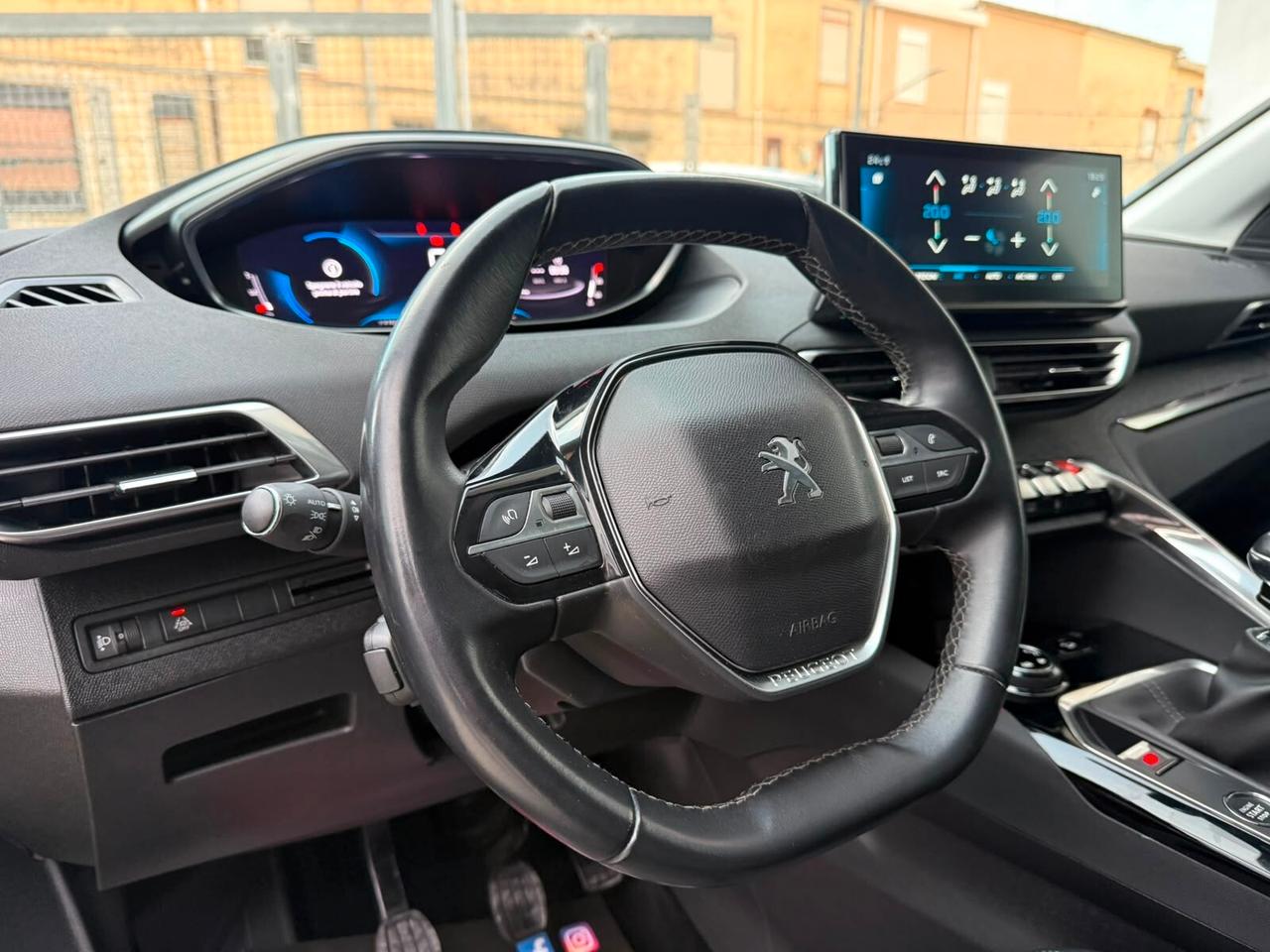 Peugeot 3008 BlueHDi 130 S&S Allure Pack 2022