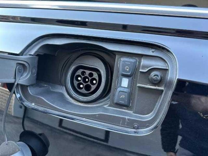 Audi A6 Audi Avant S line edition 50 TFSI e quattro 220(299) kW(CV) S tronic