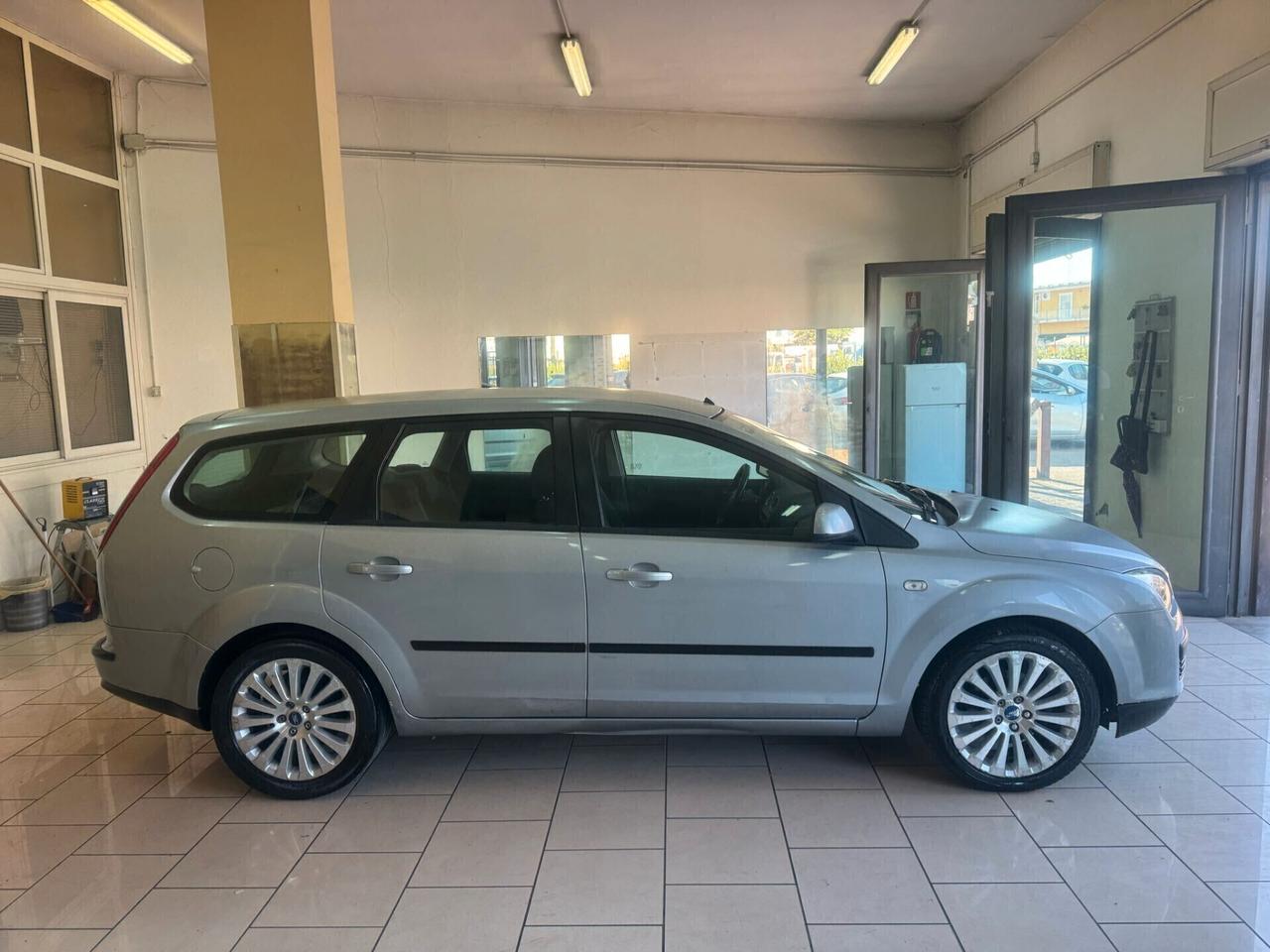 Ford Focus 1.6 TDCi 110 CV S.W.